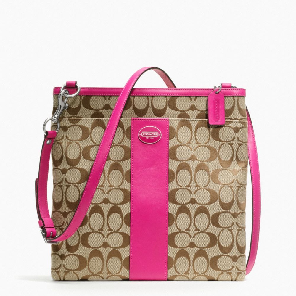 LARGE SIGNATURE FABRIC SWINGPACK - COACH F48446 - 11960