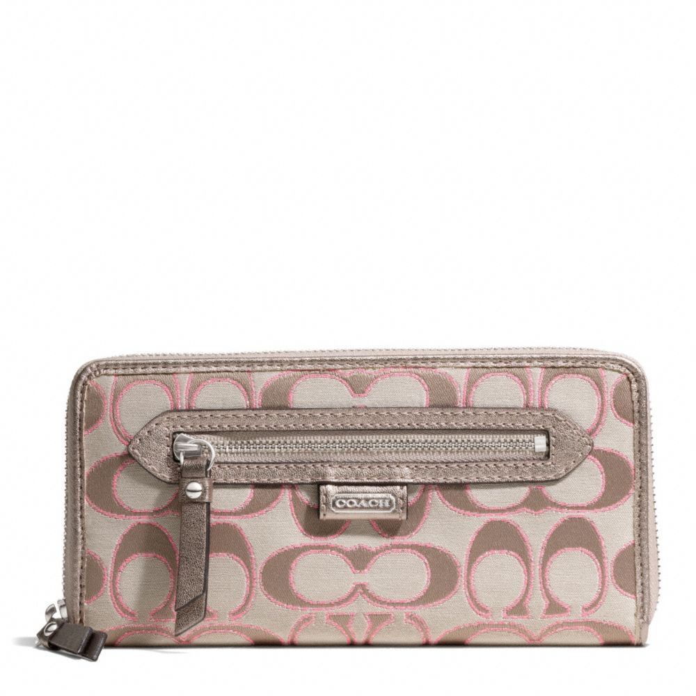 coach wristlets daisy