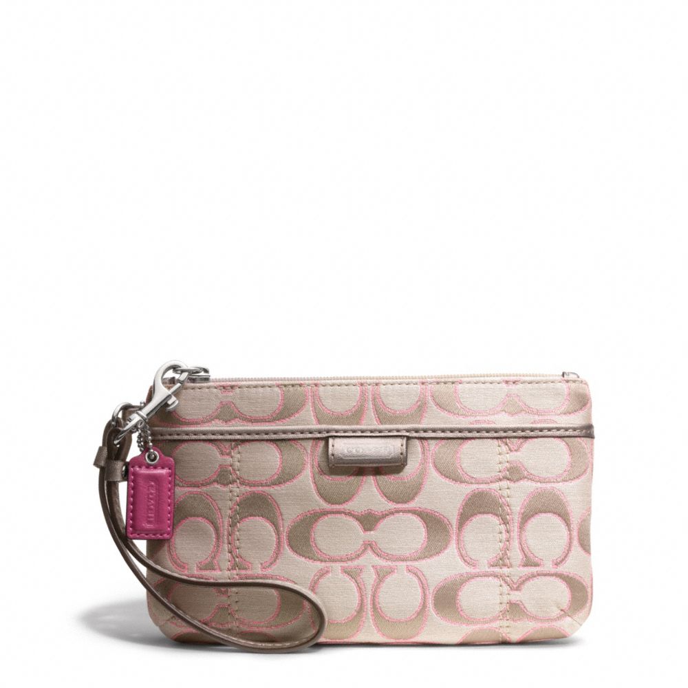 coach wristlets daisy
