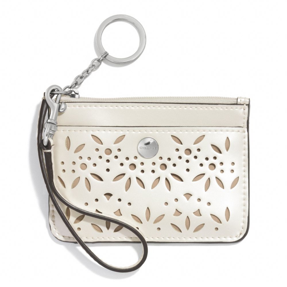 coach wristlets metro