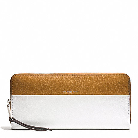 COACH COLORBLOCK RETRO AND BOARSKIN LEATHERS SLIM ACCORDION ZIP WALLET - UE/NAVY TAN/WHITE - f51800