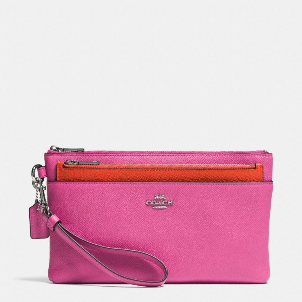 LARGE WRISTLET WITH POP-UP POUCH IN EMBOSSED TEXTURED LEATHER - COACH f52468 - SILVER/FUCHSIA