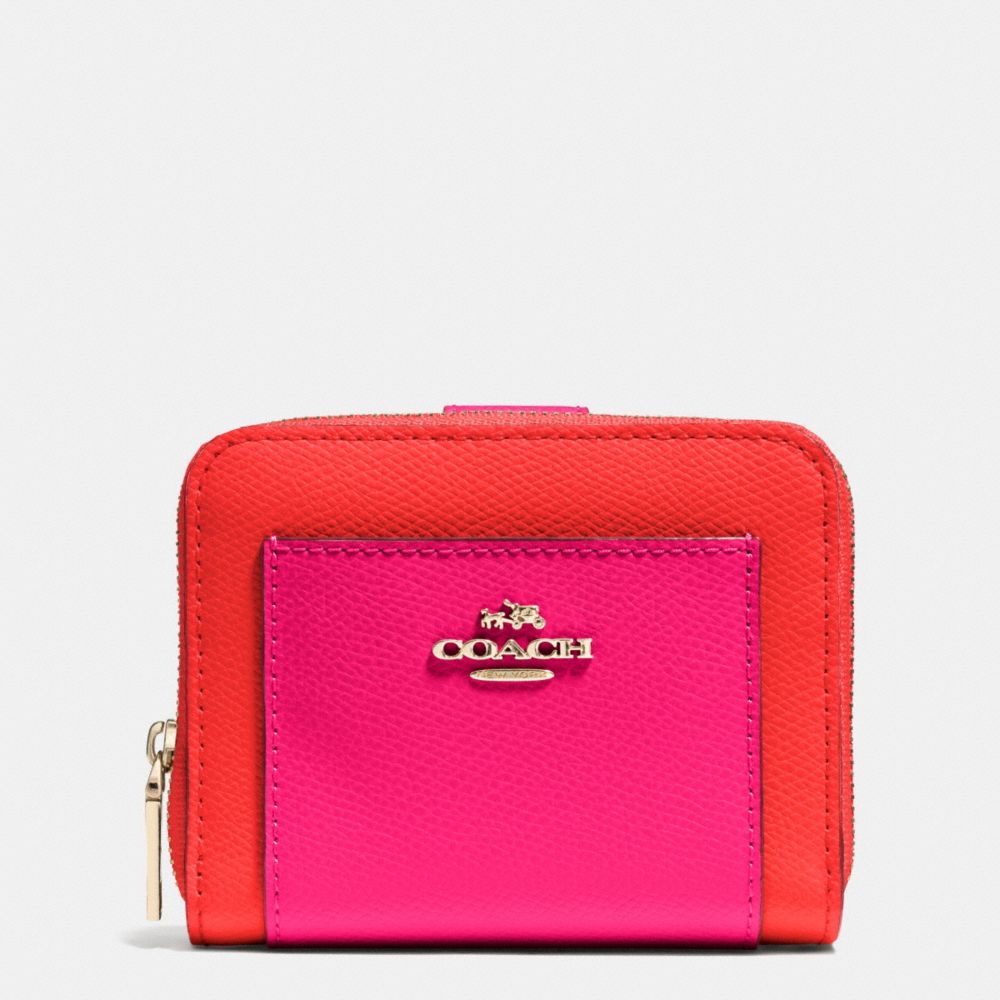 MEDIUM ZIP AROUND WALLET IN BICOLOR CROSSGRAIN LEATHER - COACH f52846 -  LIGHT GOLD/CARDINAL/PINK RUBY