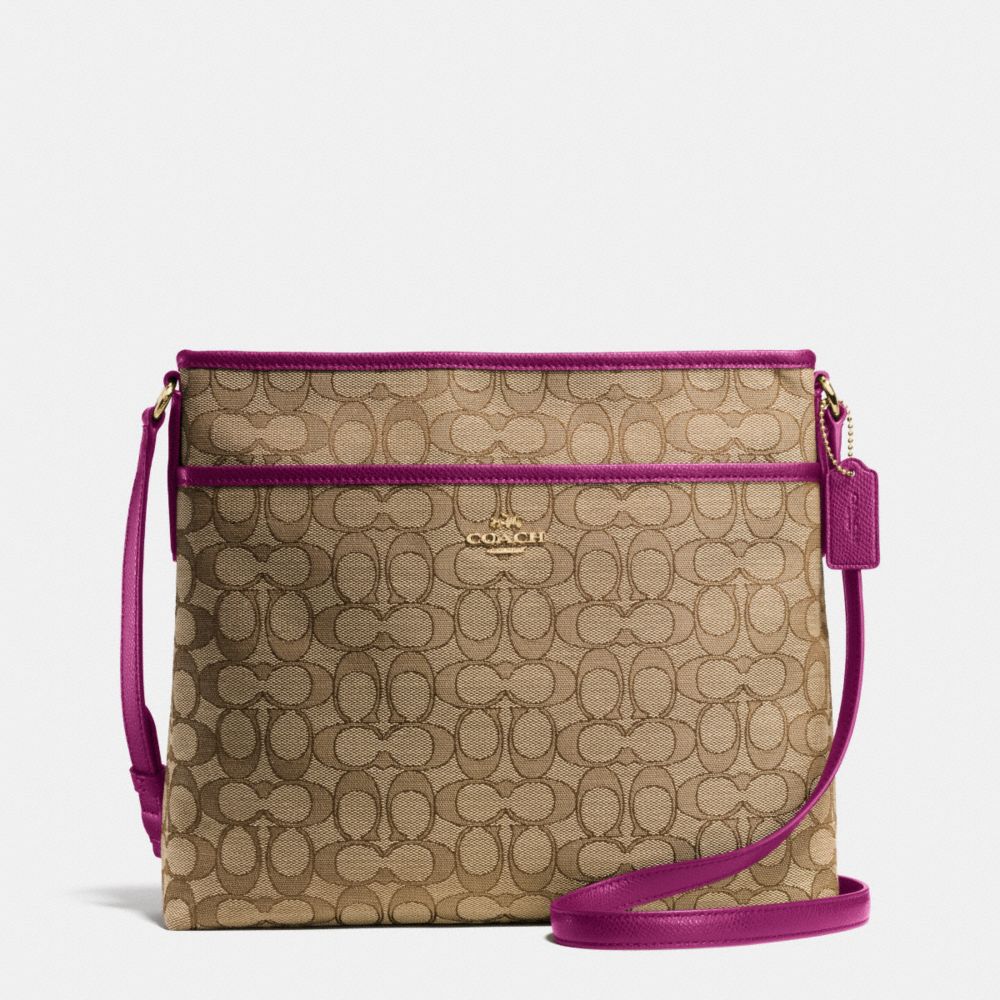 COACH FILE BAG IN OUTLINE SIGNATURE - IMITATION GOLD/KHAKI/FUCHSIA - F55363