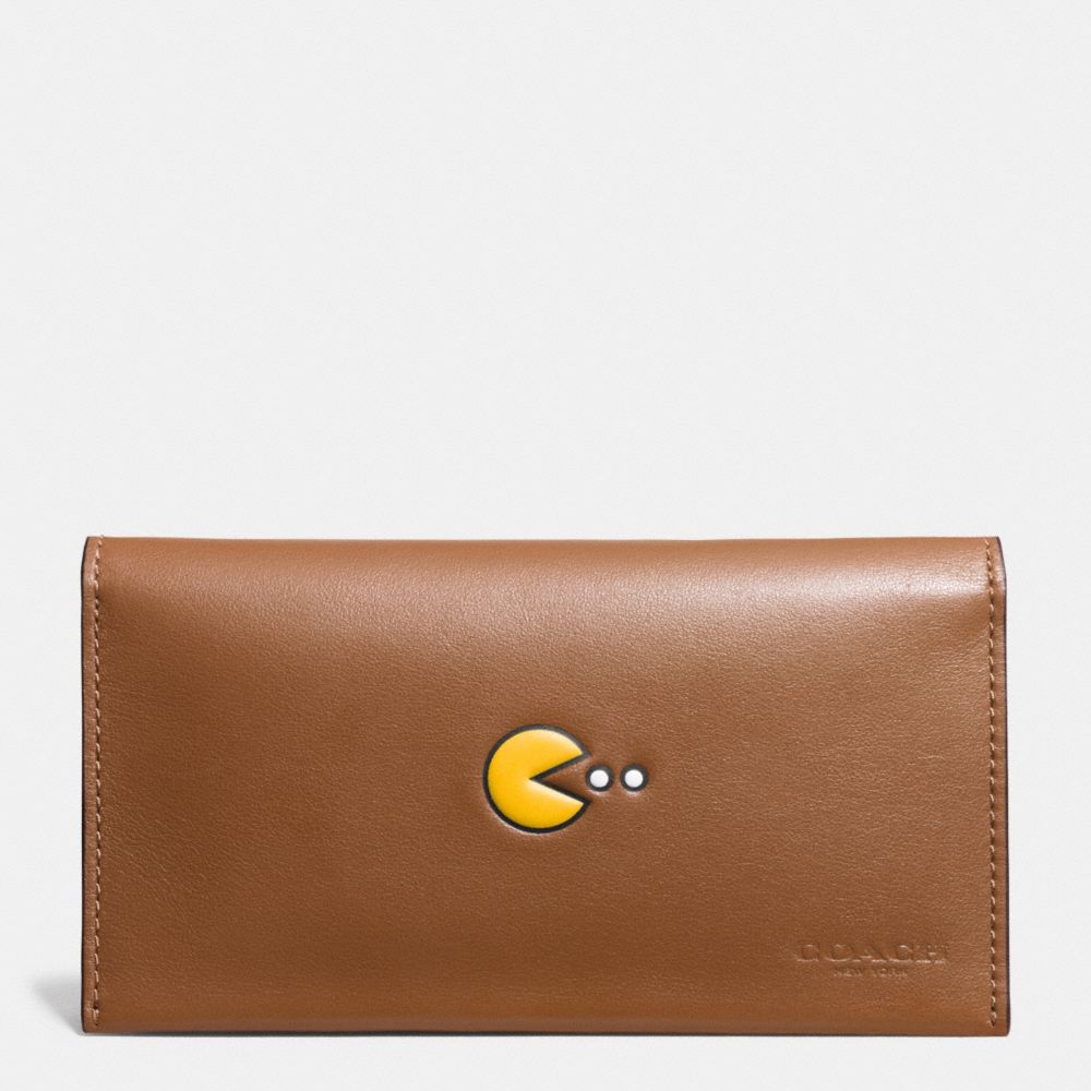 PAC MAN UNIVERSAL PHONE CASE IN CALF LEATHER - COACH f56056 -  SADDLE