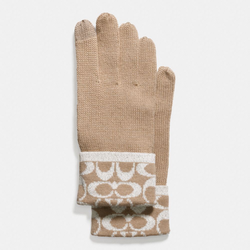 METALLIC SIGNATURE JACQUARD TECH GLOVES - COACH f56446 - CAMEL