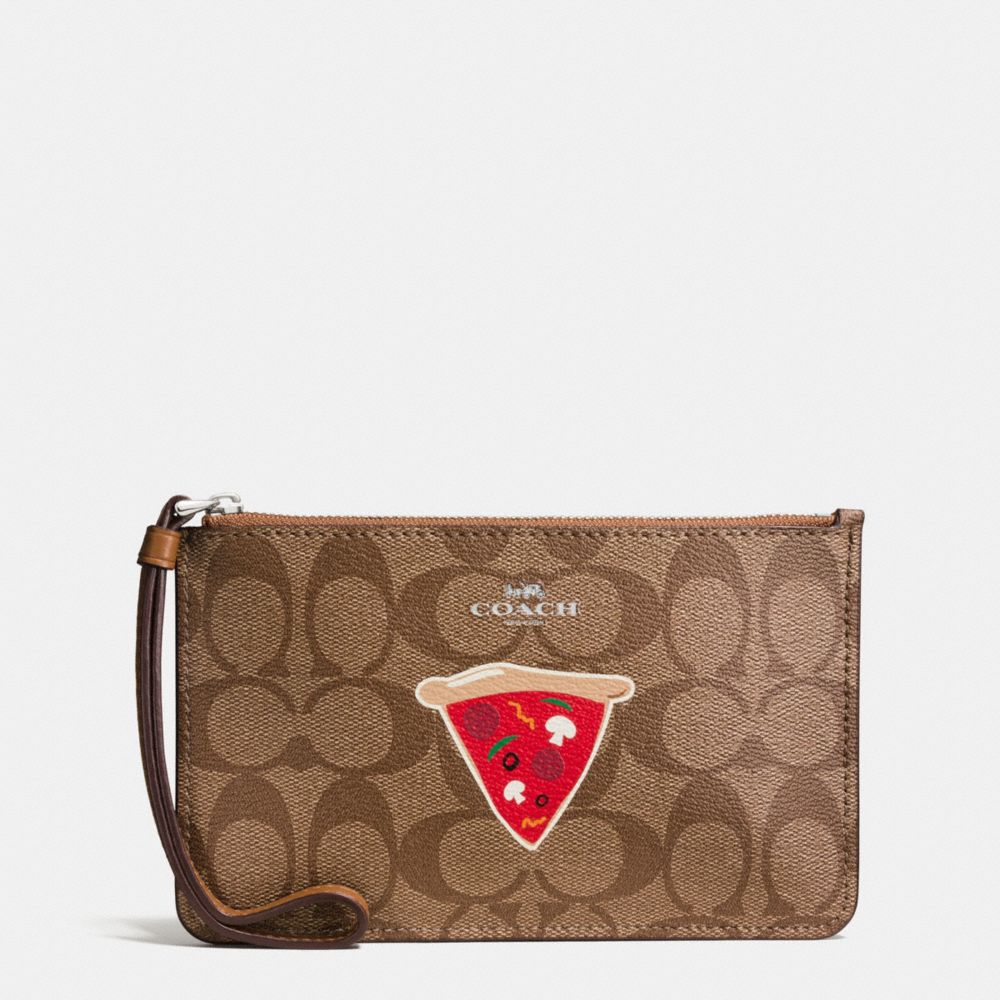 COACH NYC PIZZA SMALL WRISTLET IN SIGNATURE - SILVER/KHAKI/SADDLE - F57709