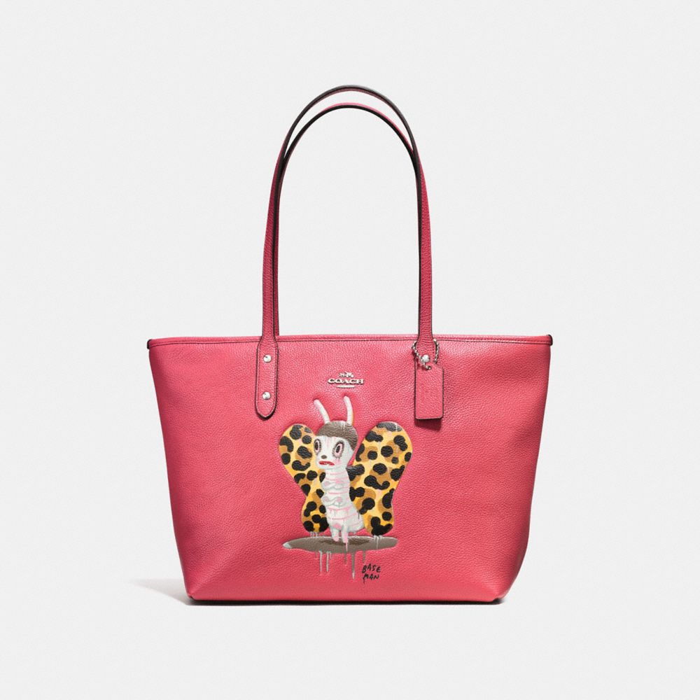 BASEMAN X COACH BUTCH CITY ZIP TOTE IN PEBBLE LEATHER - COACH f57728 - SILVER/STRAWBERRY