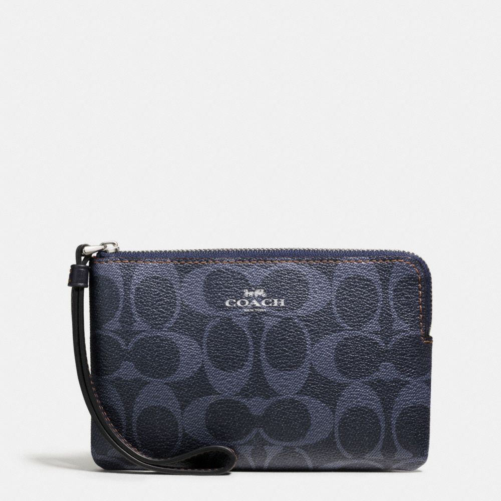 CORNER ZIP WRISTLET IN DENIM SIGNATURE - COACH f57996 - SILVER/DENIM