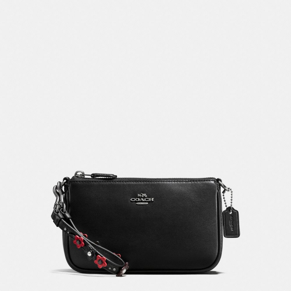 LARGE WRISTLET 19 IN NATURAL REFINED LEATHER WITH FLORAL APPLIQUE STRAP - COACH f59558 - ANTIQUE NICKEL/BLACK