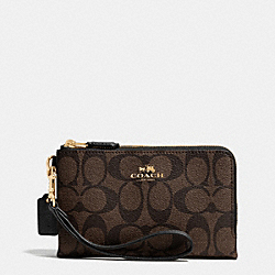 DOUBLE CORNER ZIP WRISTLET IN SIGNATURE COATED CANVAS - COACH f64131 - LIGHT GOLD/BROWN/BLACK