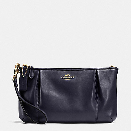 COACH COLETTE ZIP TOP WRISTLET IN CALF LEATHER - LIGHT GOLD/MIDNIGHT - f64369
