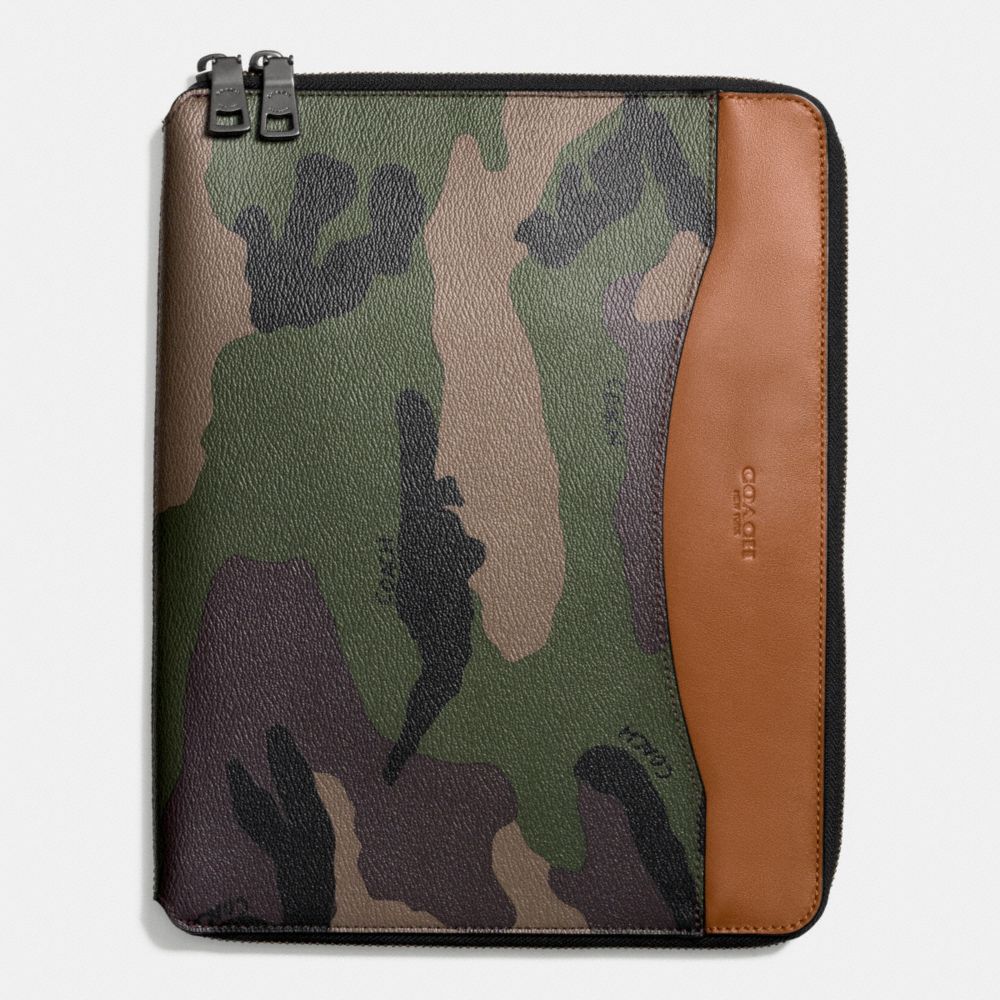 TECH CASE IN CAMO PRINT COATED CANVAS - COACH f64427 - GREEN  CAMO