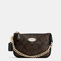 COACH SMALL WRISTLET 15 IN SIGNATURE - IMITATION GOLD/BROWN/BLACK - F64854