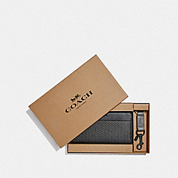 COACH BOXED ACCORDION WALLET GIFT SET WITH HERRINGBONE PRINT - BLACK/MULTI - F73110