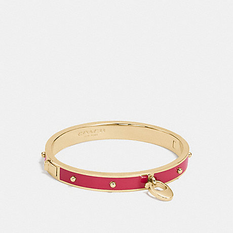 COACH ENAMEL AND RIVETS SIGNATURE C HINGED BANGLE - GOLD/TRUE RED - f86794