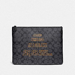 COACH STAR WARS X COACH LARGE POUCH IN SIGNATURE CANVAS WITH SCROLL PRINT - QB/CHARCOAL - F88119