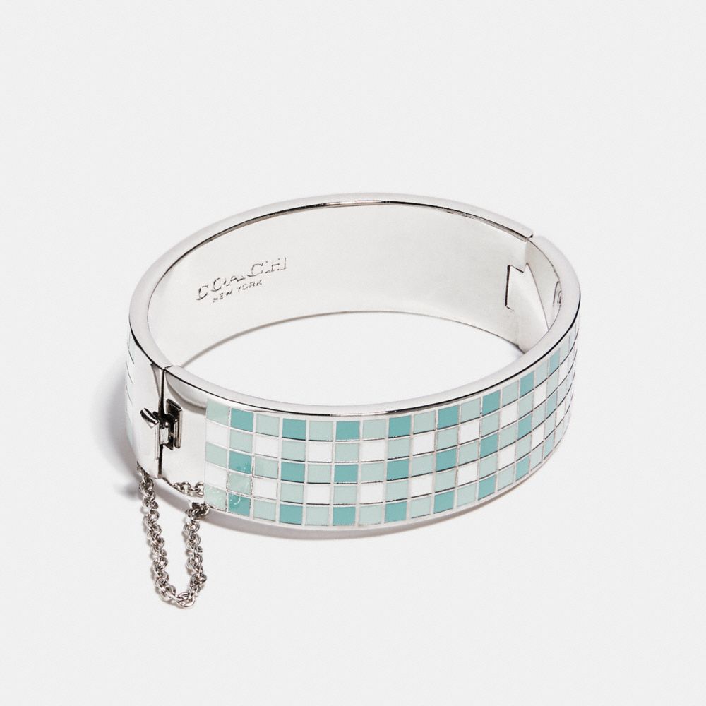 THREE QUARTER GINGHAM CHAIN HINGED BANGLE - COACH f99863 -  SILVER/DUCK EGG