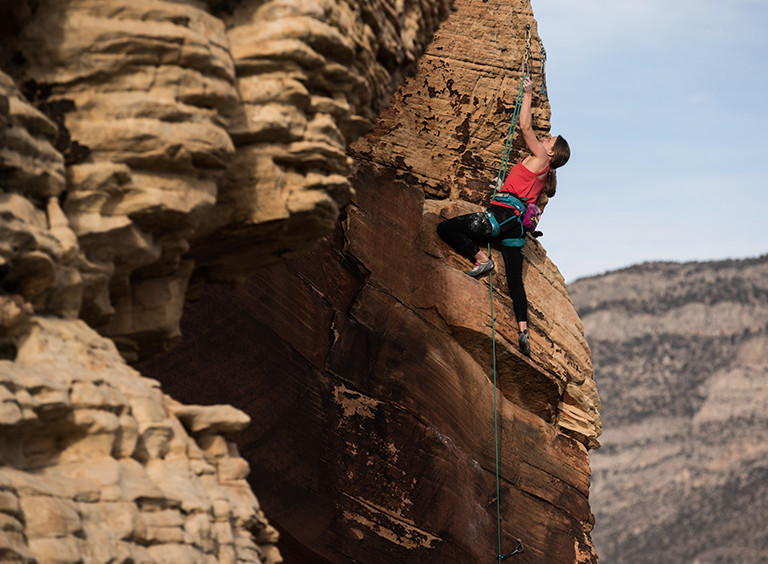 Shop Backpacking Clothing & Hiking Equipment Mountain Hardwear