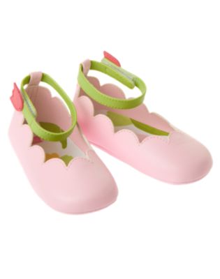 Tulip Scallop Crib Shoe