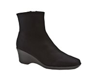 Soft Style Elani Stretch Ankle Boot