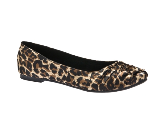 Rocket Dog Memories Tartan Plaid Flat
						
						
					
						
						
						
					
				
				
				
				- DSW
						
		