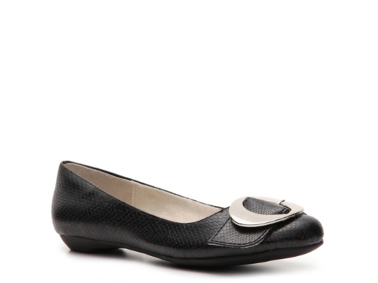 The Original Dr. Scholl's Habit Reptile Flat