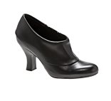 Me Too Ransom Leather Bootie