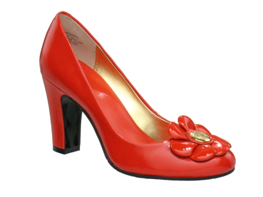 AK Anne Klein Happy Patent Flower Pump 