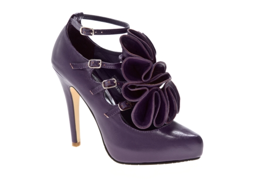 Dollhouse Soliel Ruffled Platform Pump