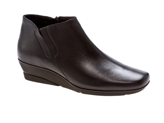 Liz Claiborne Tucker Leather Ankle Bootie