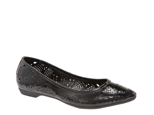 BCBG Paris Anandi Flat