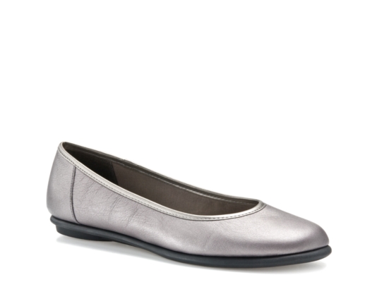 Clarks Women's Book Ballet Flat