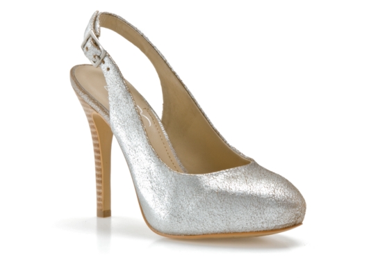 BCBG Paris Beverly Pump