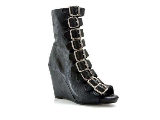 Dollhouse Alley Bootie