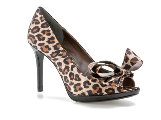 Moda Spana Chase Pump