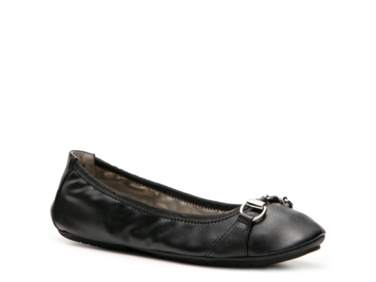 Me Too Limbo Ballet Textured Leather Flat