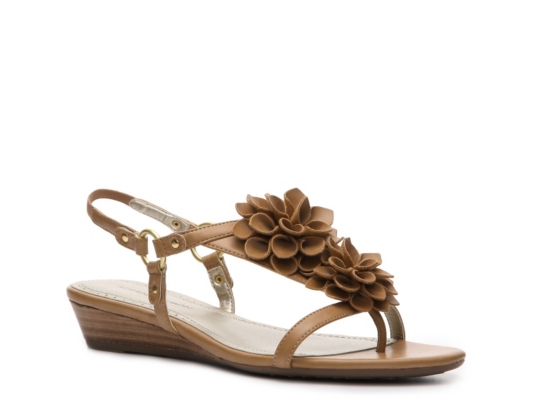Adrienne Vittadini Vivian Wedge Sandal