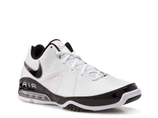 Nike Men's Air Max Quarter Basketball Shoe