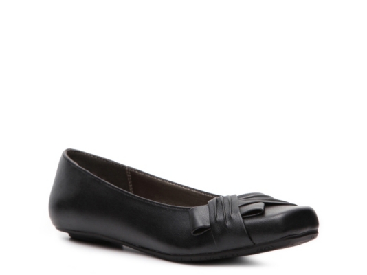 Kenneth Cole Reaction Cool and Quiet Flat