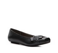 Kenneth Cole Reaction Cool and Quiet Flat