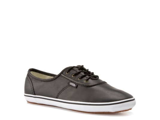 Vans Women's Cedar Leather Sneaker