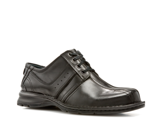 Clarks Toureg Runoff Oxford