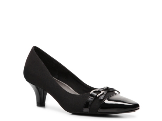 Kelly & Katie Jennifer Pump