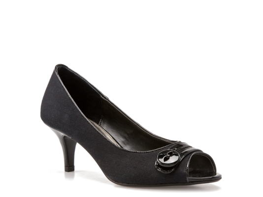 Kelly & Katie Sheila Pump
