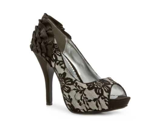 Lulu Townsend Gloria Pump