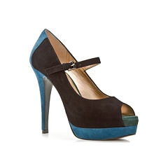 bcbg blue pumps