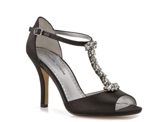 Adrienne Vittadini Gina Sandal