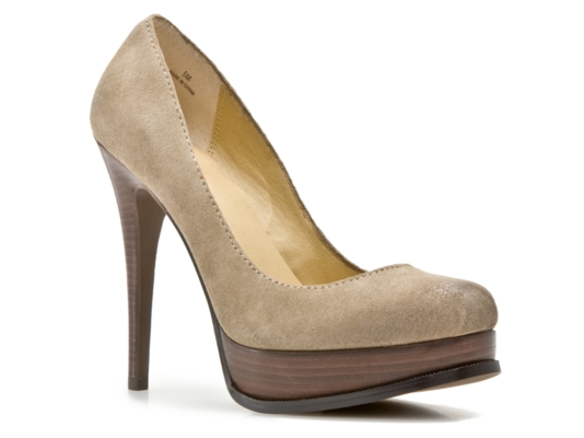 Levity Dalia Pump