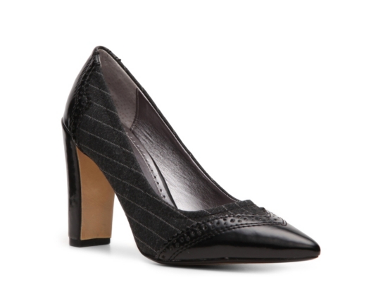 Adrienne Vittadini Kendra Pump